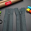 Pants and Skirt Zippers 7" - 18 cm #3 Nylon Coat Zipper – Close End ZPHSN0018T5