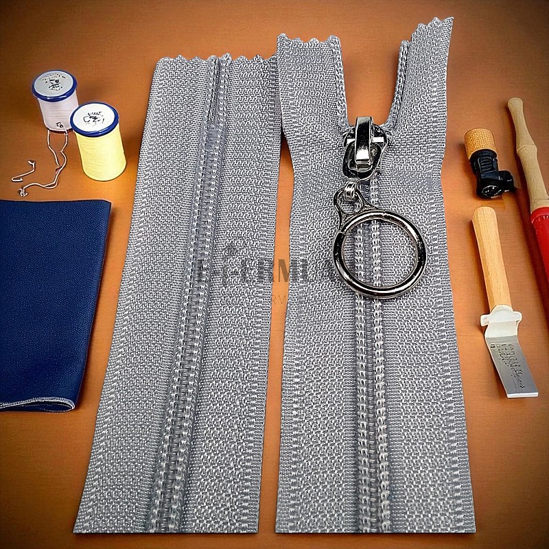 Bag Zipper with Ring Handle #5 37 cm / 0,40 yrd- Close End ZPHSN0037T10
