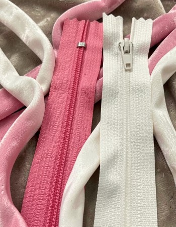 18 cm Nylon Pocket Zipper - Bottom Closure - NC0018T5