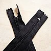 55 cm T5 Black Nylon Bottom Zipper – For Coats, Jackets and Textile Products Zp0055t5