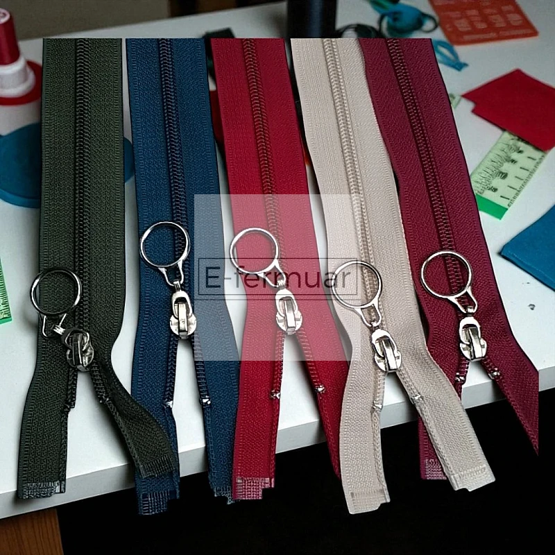 47 cm #5 Nylon Coat Zipper – Open End (Separate) ZPHSN0047T10