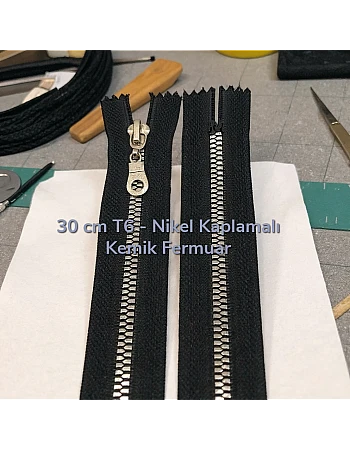 Metal Gear 30 cm Zipper Bottom ZPS0030T6PROMO