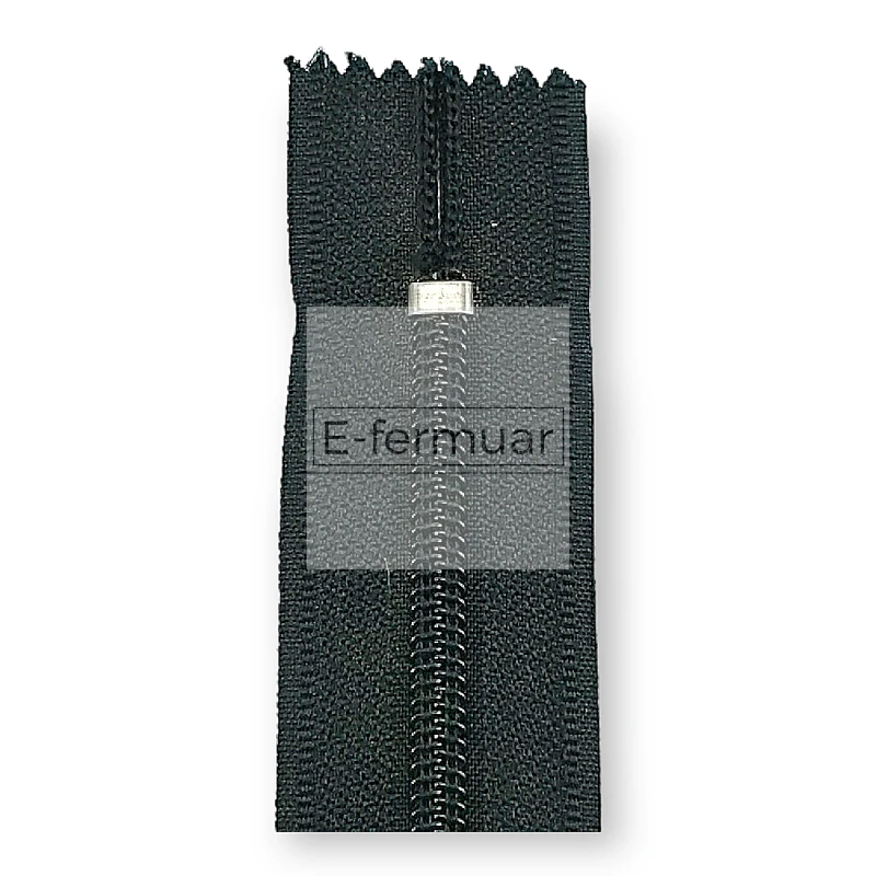 18 cm #5 7,10" Nylon Coil Jacket Zipper Close End ZPS0018T10 18 cm #5 7,10" Nylon Coil Jacket Zipper Close End ZPS0018T10