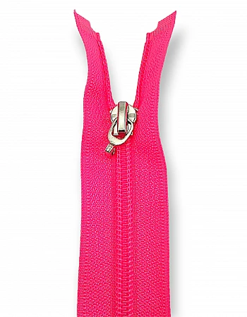 80 cm #5 31,50" Nylon Coil Jacket Zipper Open End - Separating ZPS0080T10