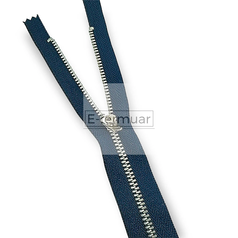 18 cm Jeans Pant Zipper 7" Metal Zipper #4.5 Nickel ZPM0001PNT 18 cm Jeans Pant Zipper 7" Metal Zipper #4.5 Nickel ZPM0001PNT