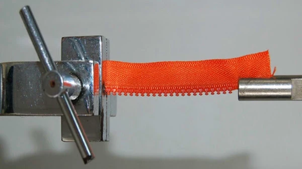 Fermuarların Fiziksel Performans Testi 07