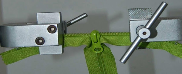 Cursor Lock Holding Force