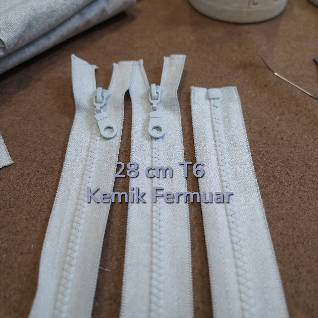 Moldead Plastıc Zipper 28 cm / 0,30 yrd #3 Open End - Separate ZPHSN0028T6