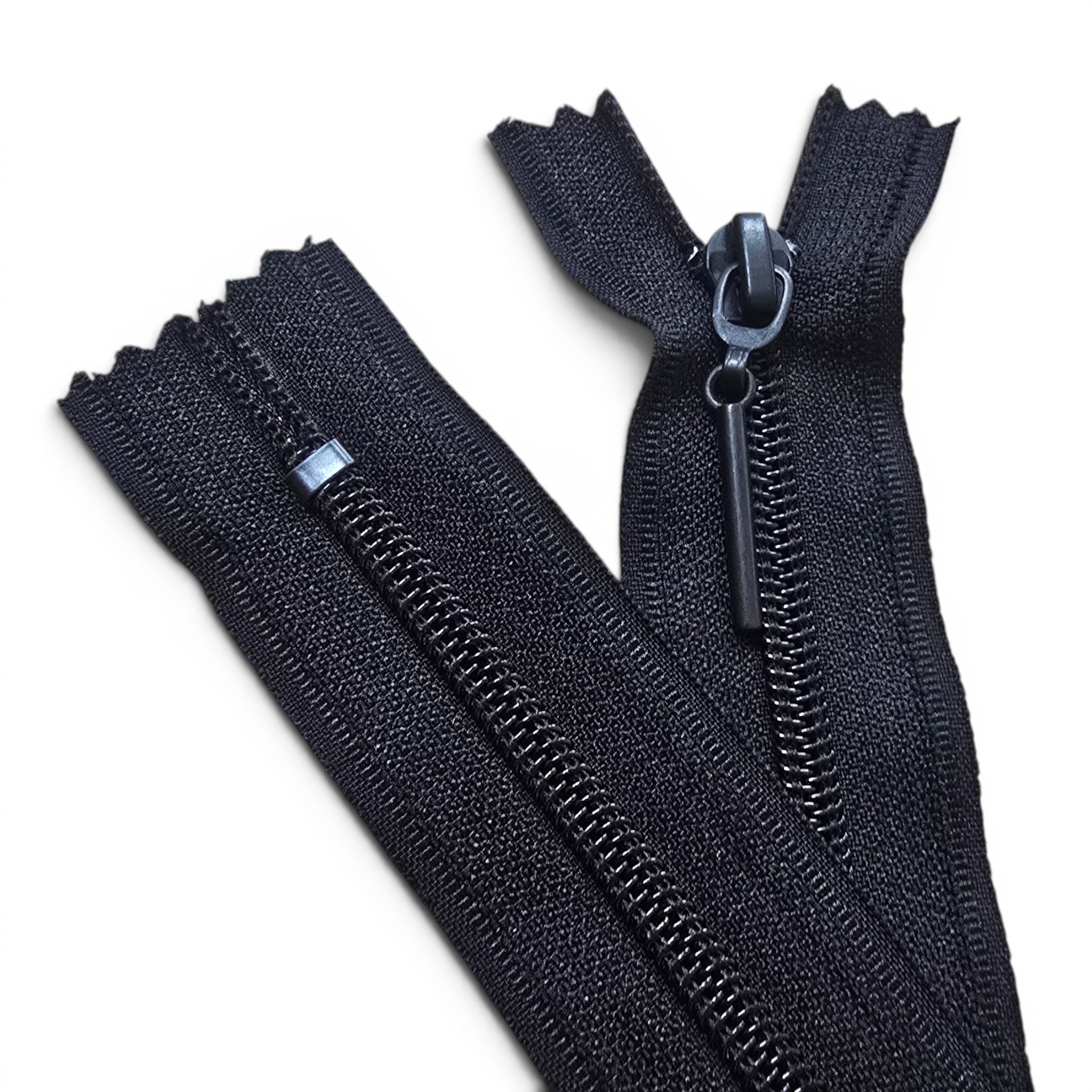 Pantolon ve Etek Fermuarı Naylon 22 cm T 10 Kapalı Uçlu Boru Elcikli NC0022T10