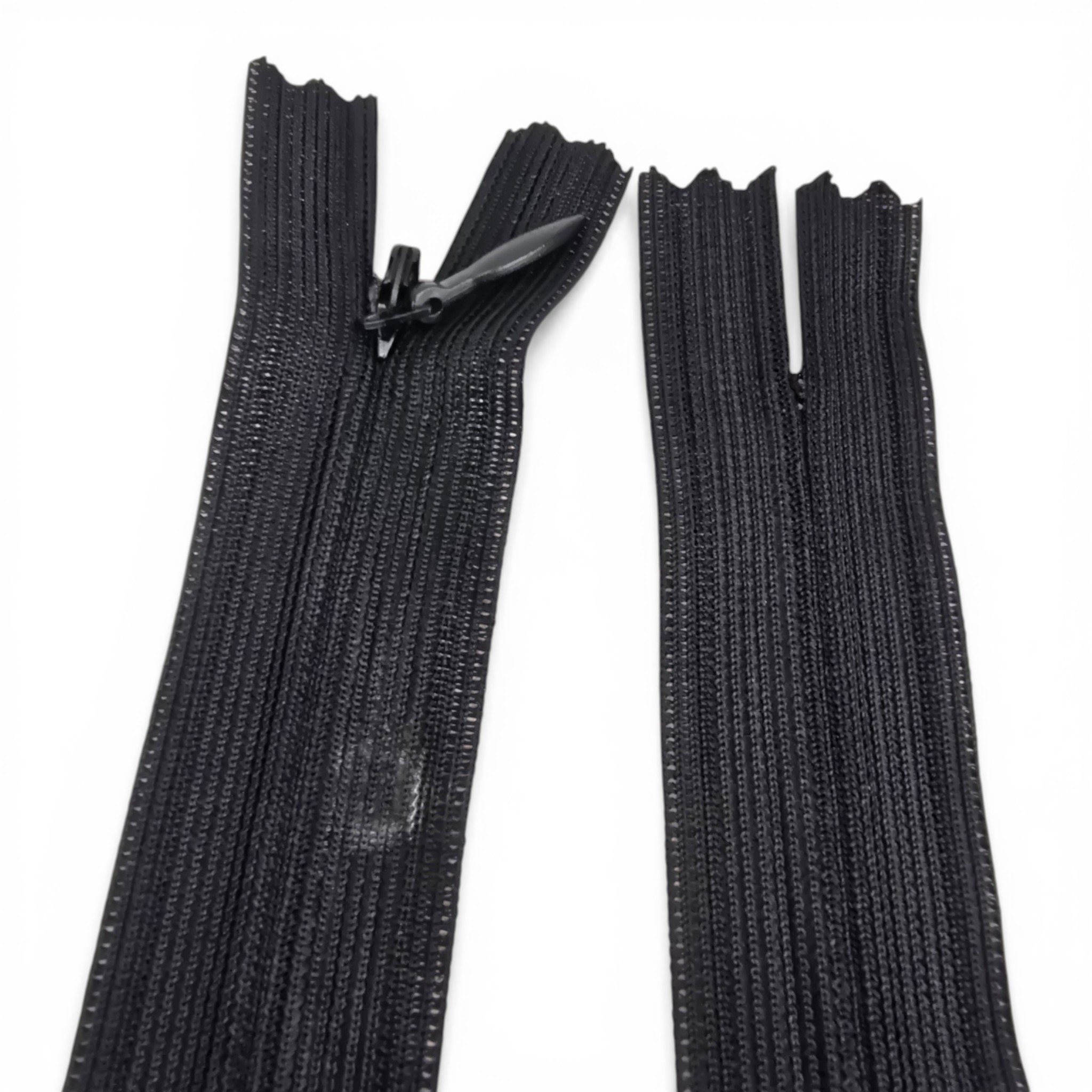 35 cm Tül Şeritli Dipli Gizli Fermuar Tip 3 | Elbise, Etek ve Abiye İçin | NC0035TUL