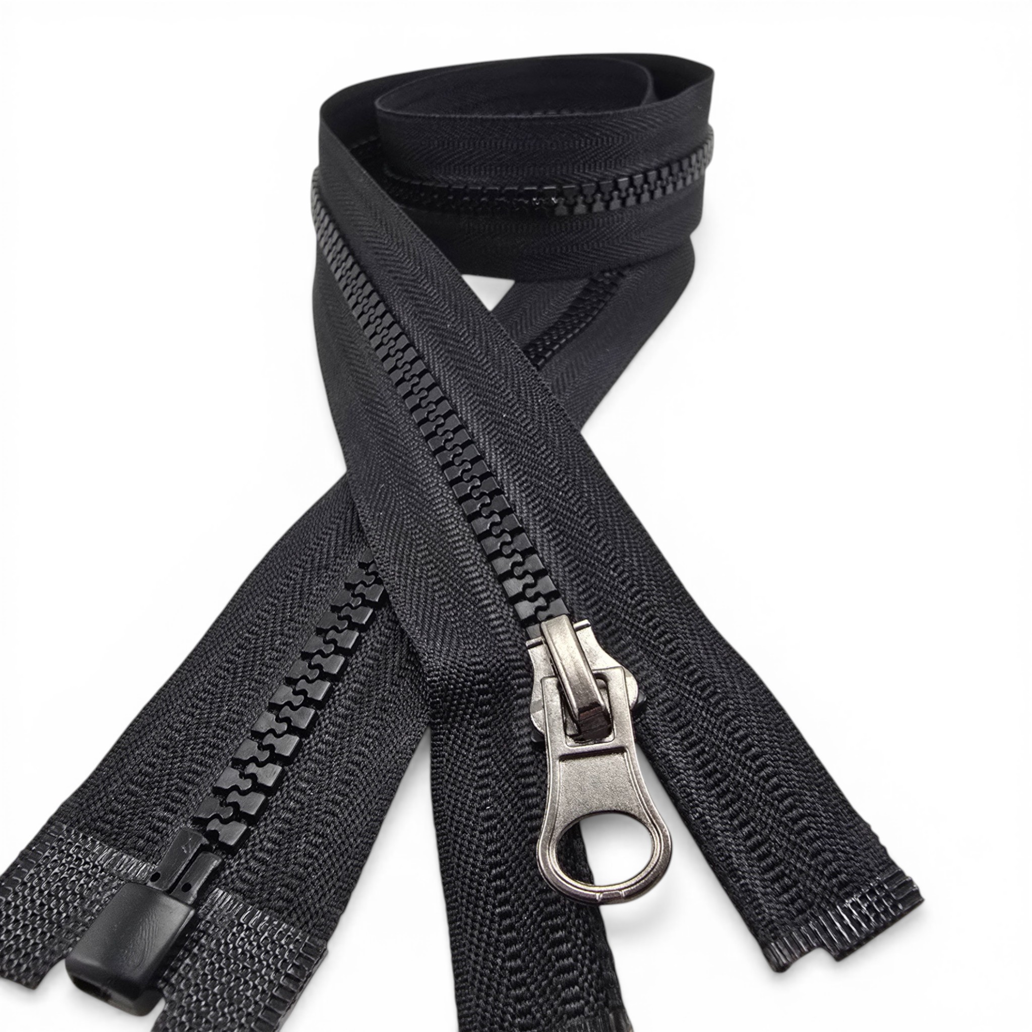 53 cm uzunluğundaki bu açık uçlu fermuar, mont ve ceketleriniz için şık bir seçim.